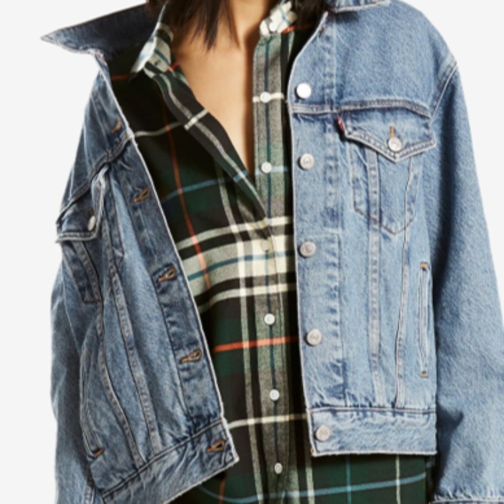 Women's  Denim Trucker Jacket